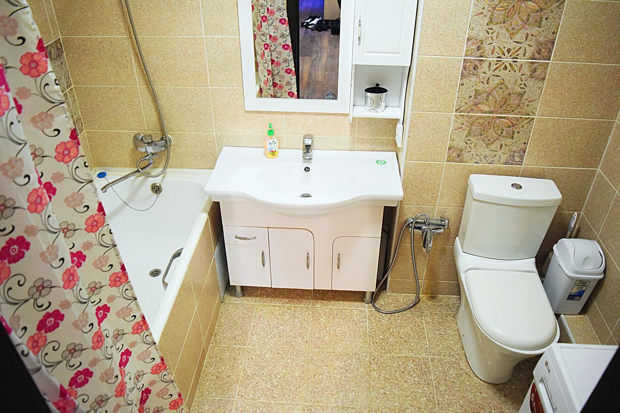 Cozyart Apartment Bishkek Ngoại thất bức ảnh