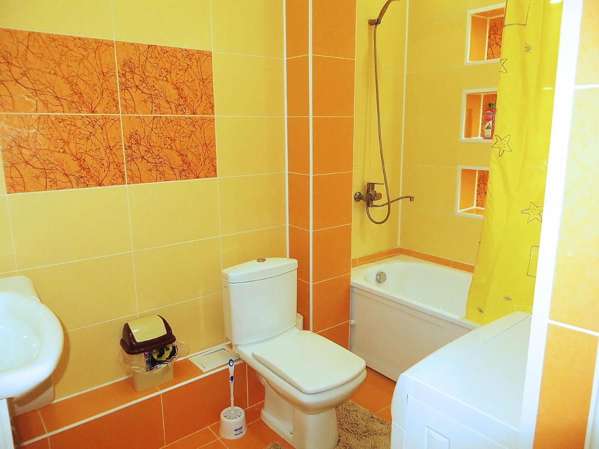 Cozyart Apartment Bishkek Ngoại thất bức ảnh